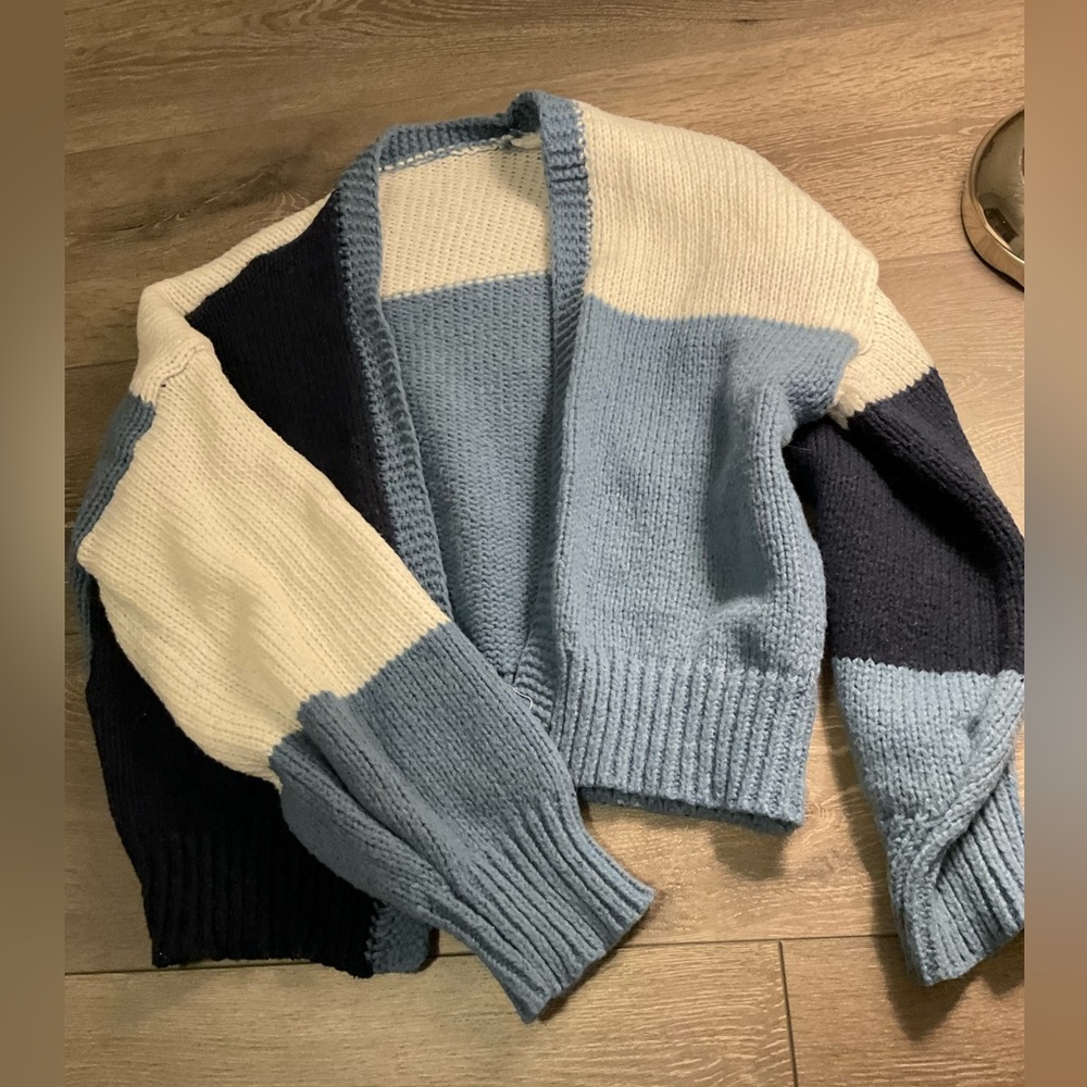 Multi blue cardigan